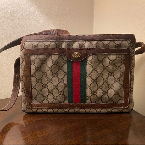 Gucci GG Supreme shoulder bag - Picture 1 of 8